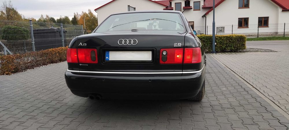 Audi A8 D2 2.8 V6 quattro