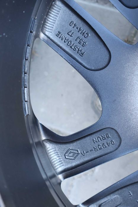 4x Alufelgi 4x100 17'' 6,5J ET40 RENAULT  +TPMS DEMO Jak NOWE