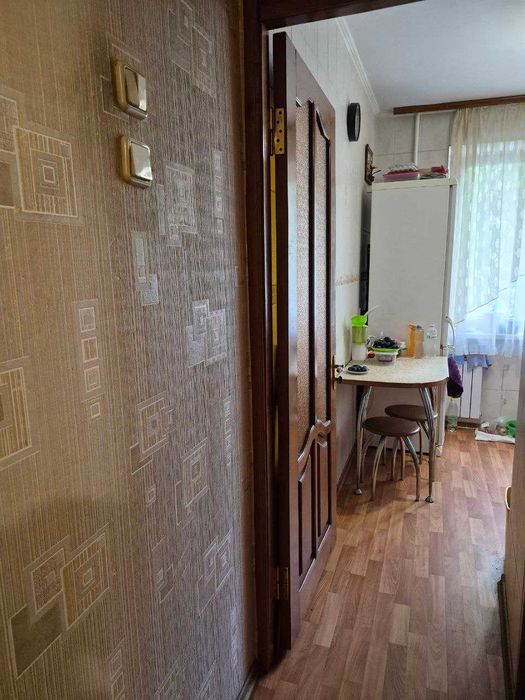 Продам 3 кімн. квартиру на Молодіжному. 3/5 пан. 40000