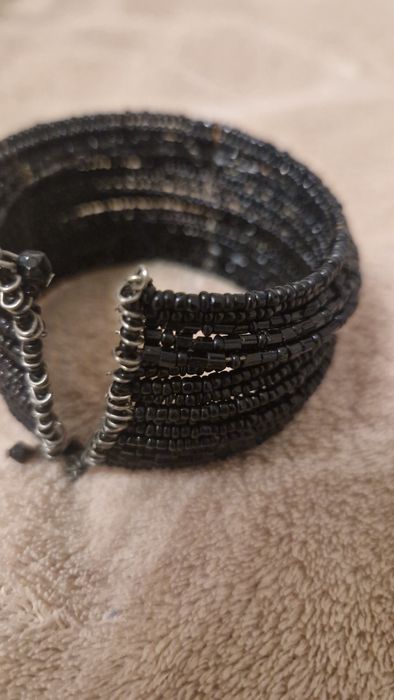 Komplet biżuterii z koralików kolia