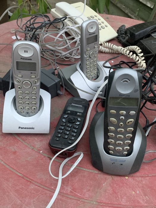 Стврые Домашние телефоны