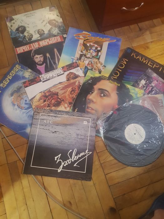 Пластинки виниловые
