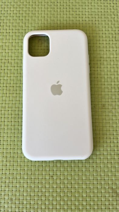 Sprzedam etui IPhone 11