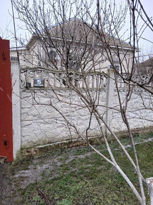 Міцний будинок 75,6 м² у центрі Холодної Балки