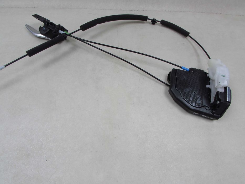 Toyota C-Hr Zamek Prawy Tyl 01110018 19-22R