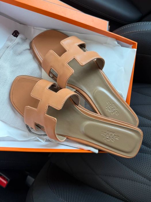 Шльопанці шльопки Oran Sandals Herme s