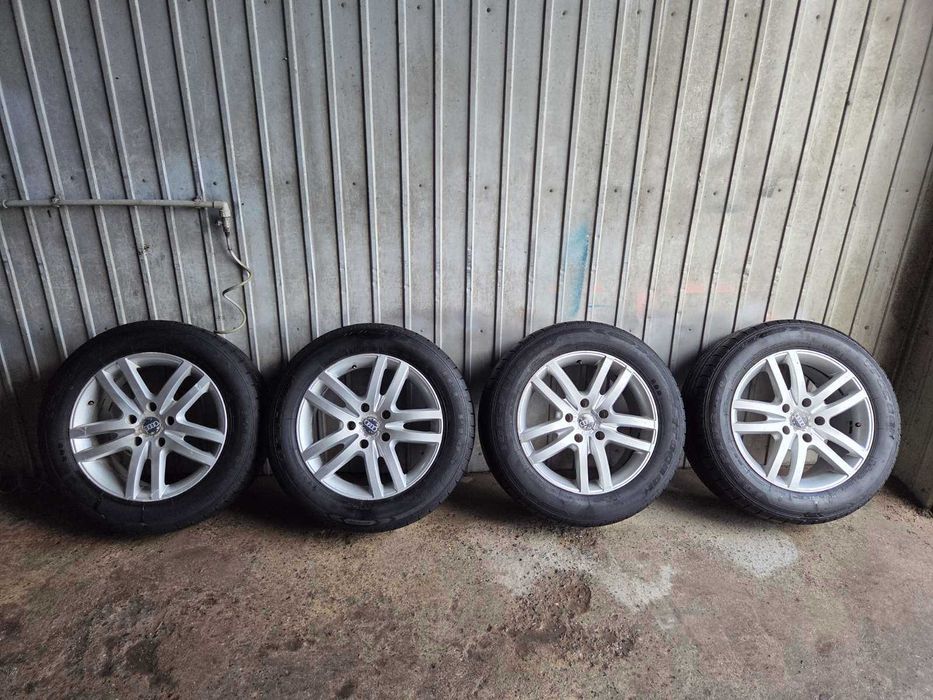 Комплект дисків із зимовою резиною 235 60 R18 Audi VW Porsche розболтування 5*130