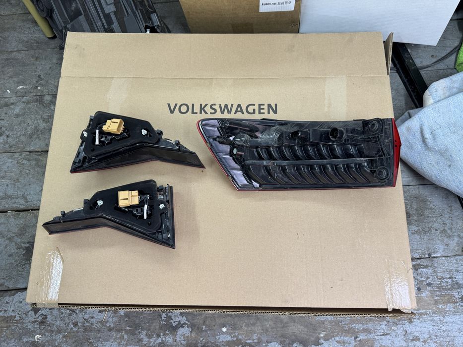 Задній ліхтар зовнішній внутрішній стоп Jetta 7 18-22 фонарь. USA