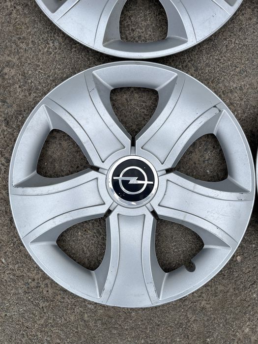Ковпаки на диски для Opel, R16