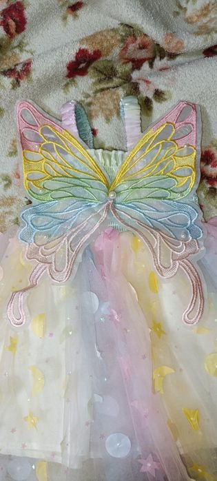 Продам новое детское платье, новое 250