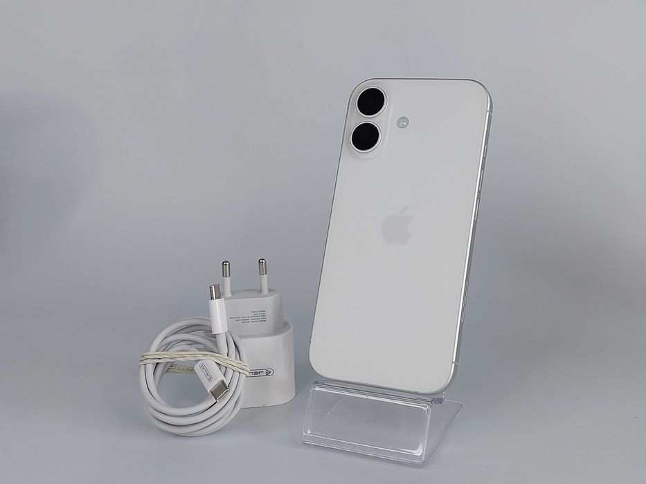 Apple iPhone 17 8 GB / 256 GB 5G Biały - Bardzo Dobry Stan