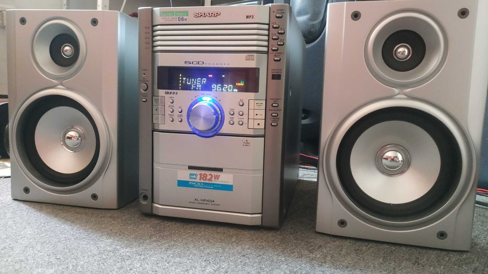 Mini wieża Sharp XL HP 434