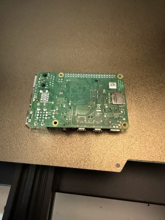 Raspberry Pi 4B 2gb ram
