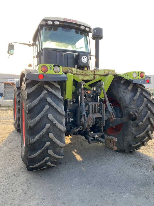 CLAAS Xerion 3800 TRAC 2008 roku