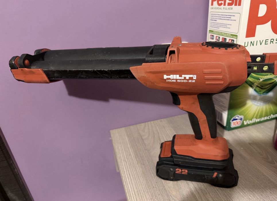 Hilti HDE 500-22 NURON Dozownik do kotew chemicznych