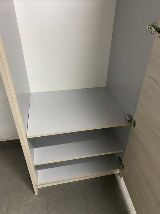 Szafa i komoda jasna, stan bardzo dobry