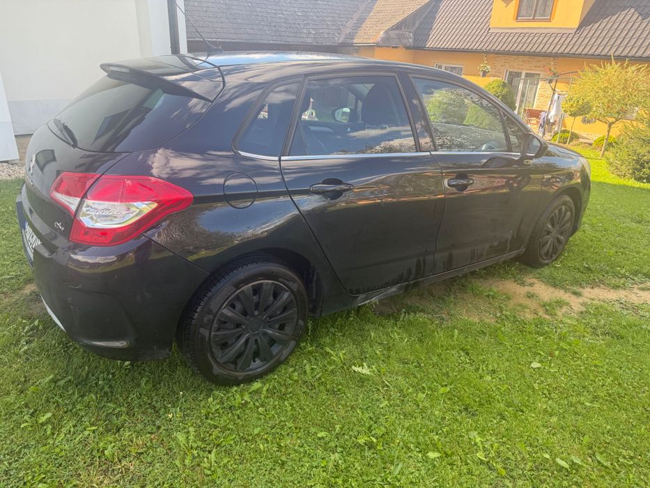 Samochód osobowy Citroen C4