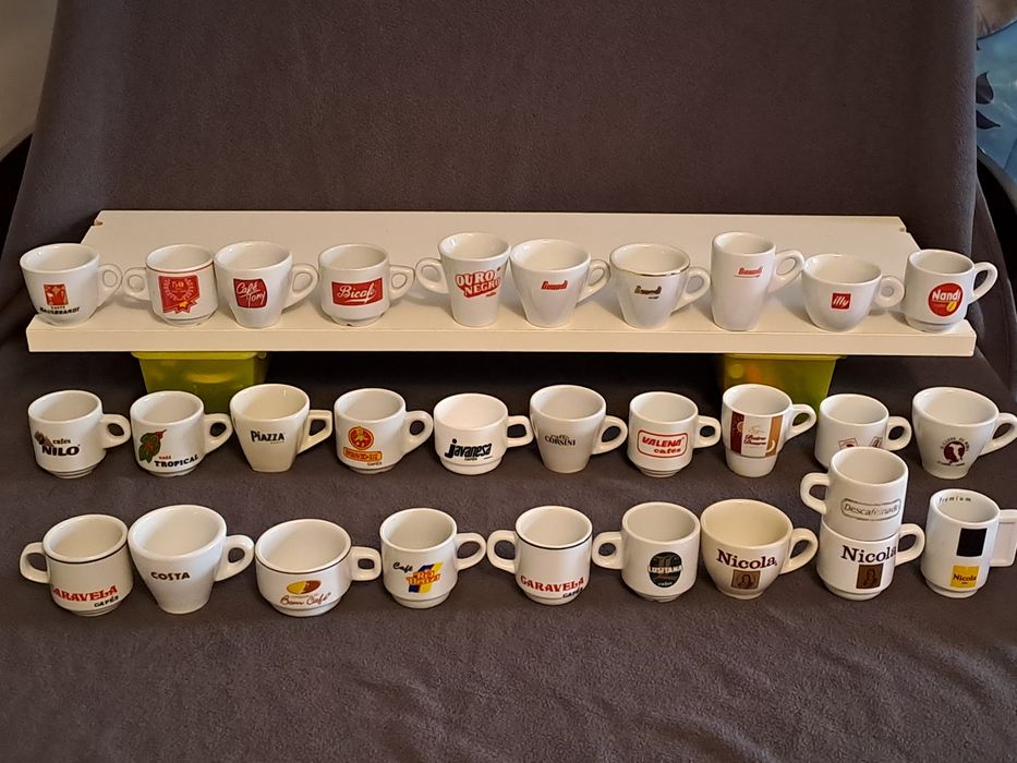 Chávenas de marcas de café