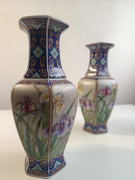 Par de vasos toyo (Japão)