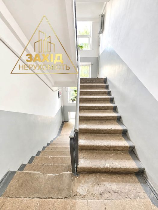 Трикімнатна студія 58 м², 2 поверх, неподалік ЦЕНТРУ