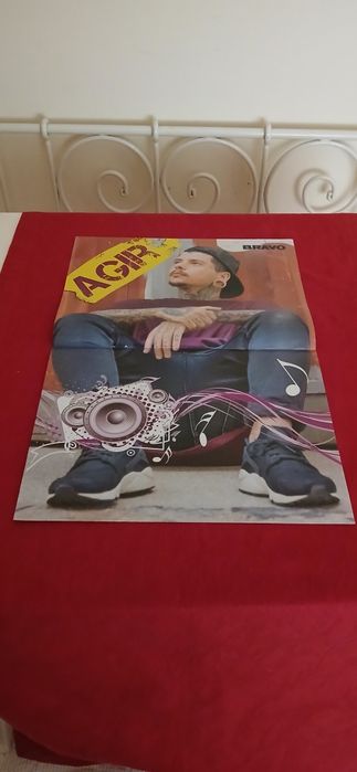 Poster Agir, novo