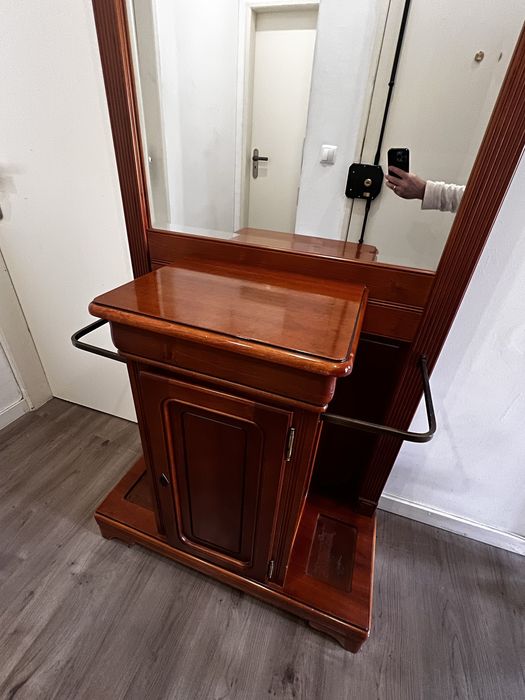 Móvel de entrada/recebidor de madeira com espelho