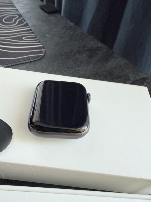 Apple Watch 5 44mm