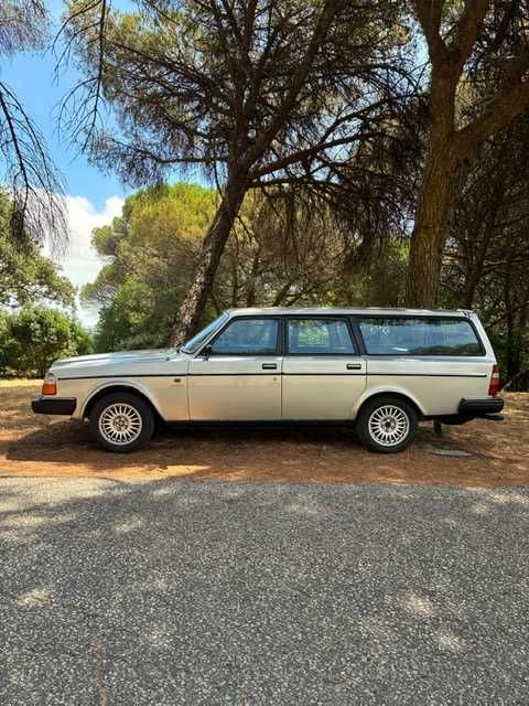 Volvo 240 para venda