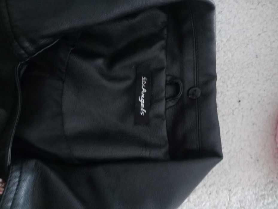 Casaco em pele de mulher