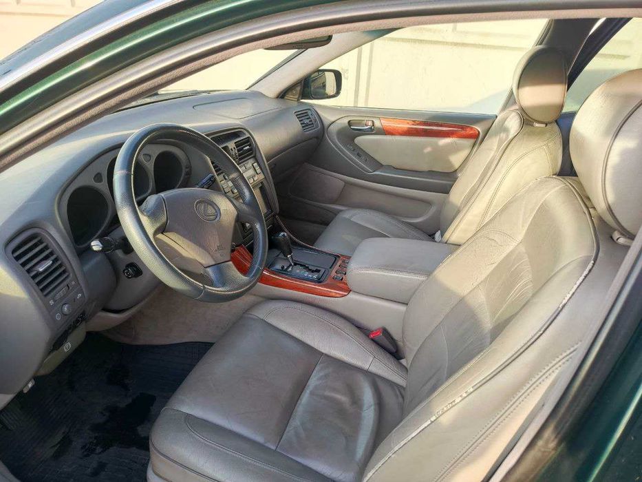 Lexus gs 300 2000 год, газ бензин