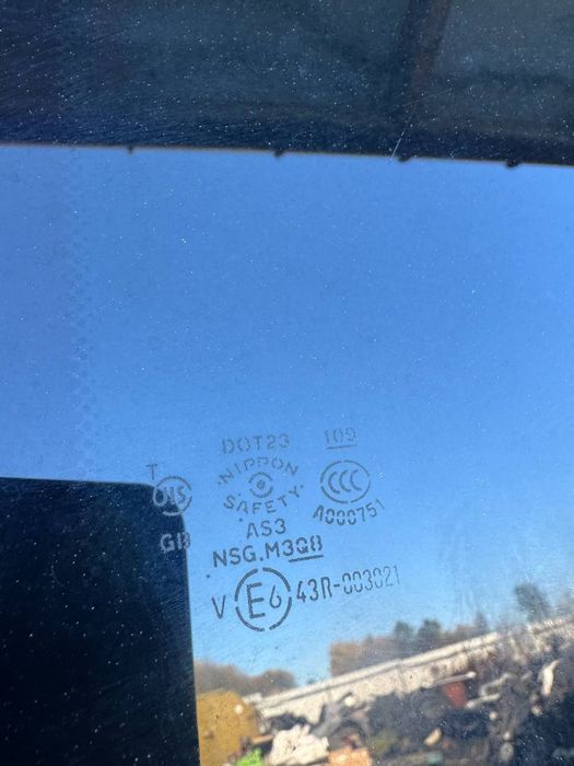 Mitsubishi Outlander XL Люк в зборі 06-12 року