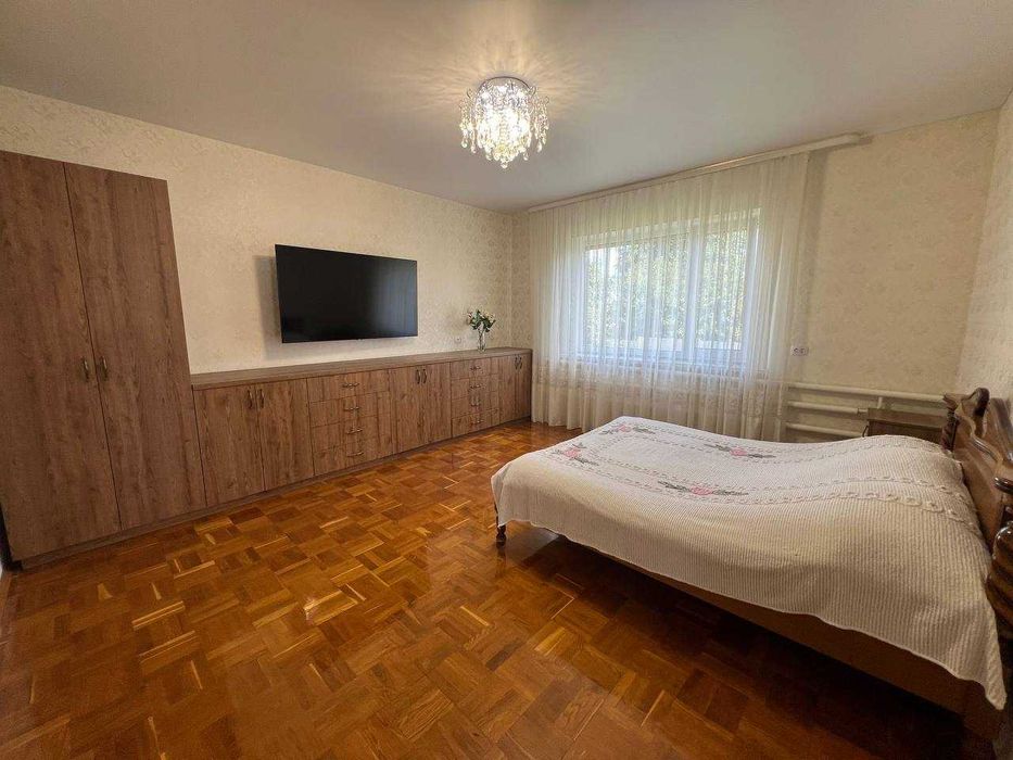 Продам будинок Мерефа центр ( Бабаи Высокий )