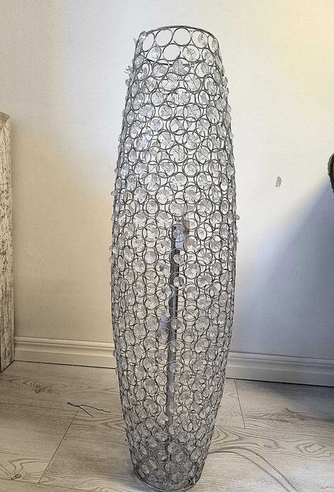 lampa podłogowa stożek