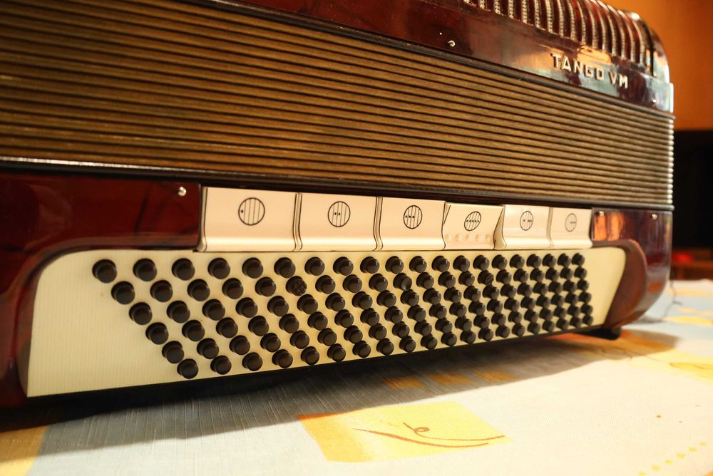 Akordeon Hohner Tango VM
