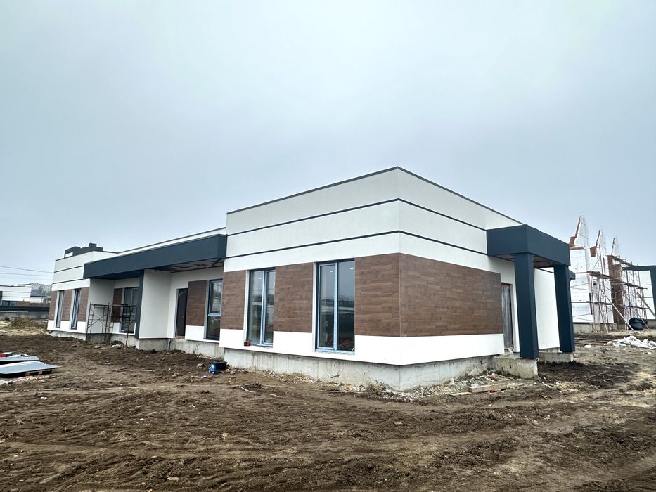 Продаж кутового котеджу з ділянкою 4,5 сот.Без комісій!