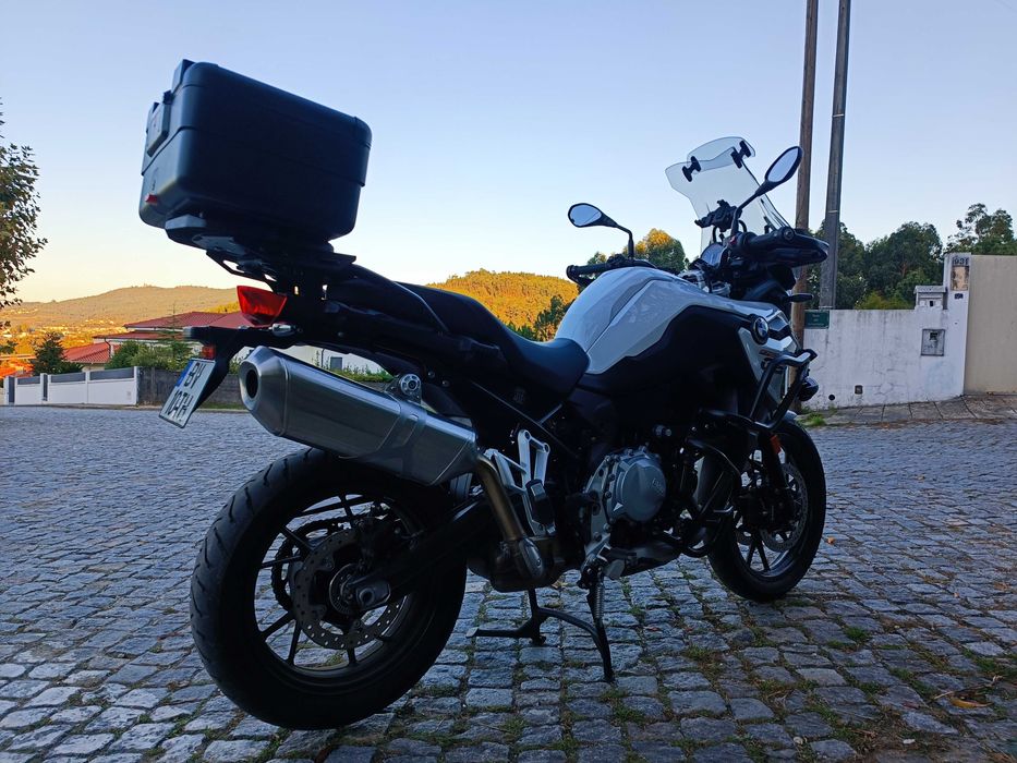 BMW F 750 GS *ano 2022* com muito equipamento