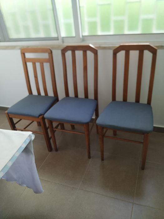 Mesa refeição madeira maciça ripada, três posições PREÇO NOVO