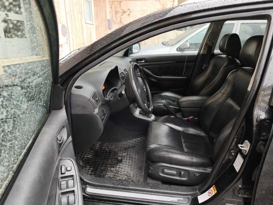 Toyota avensis 2.2 D4D 2007