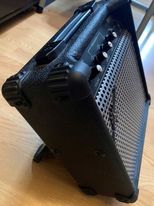 Gear4Music S15A Guitar Amplifier wzmacniacz gitarowy