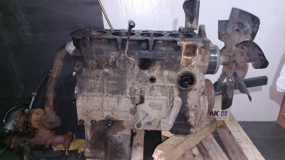 Motor jeep,opel vm 2.5