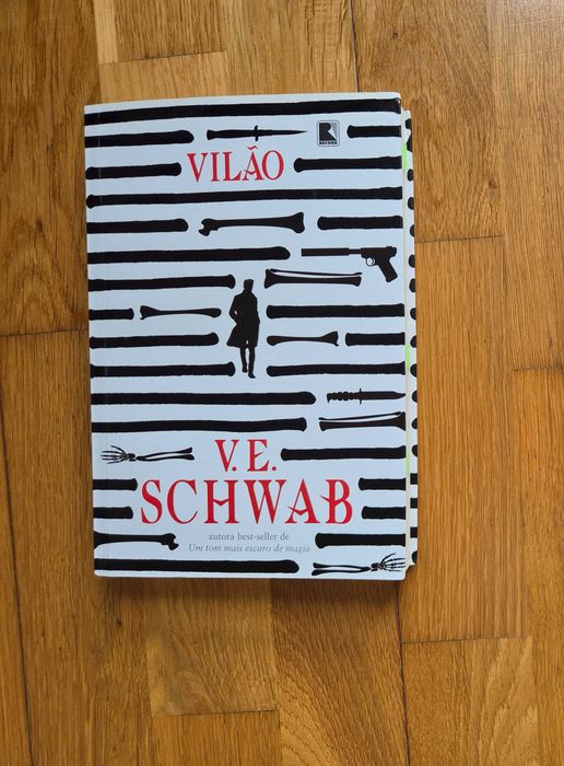 Livro- Vilão (Vicious) da autora V.E. Schwab