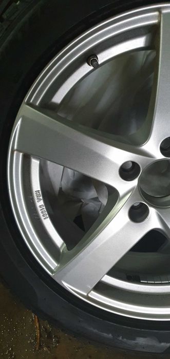 Pneu PIRELLI Winter SOTTOZERO 3 225/50R17 98 V M+S Inclui a jante