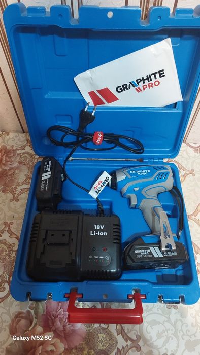 Шруповерт Graphite Pro 59GP402 Польща