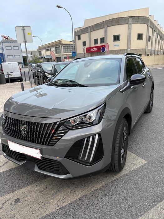 Peugeot 2008 1.2 PureTech 100/130 (Gasolina) | 2024 | Apenas 14.000 km