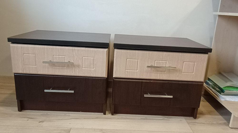 Приліжкові тумби