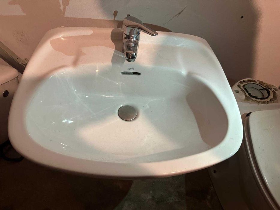 Sanitários Roca & Sanitas - WC + Bidé