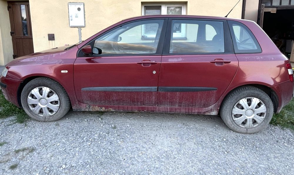 Fiat Stilo 1.6 benzyna 2003 uszkodzony