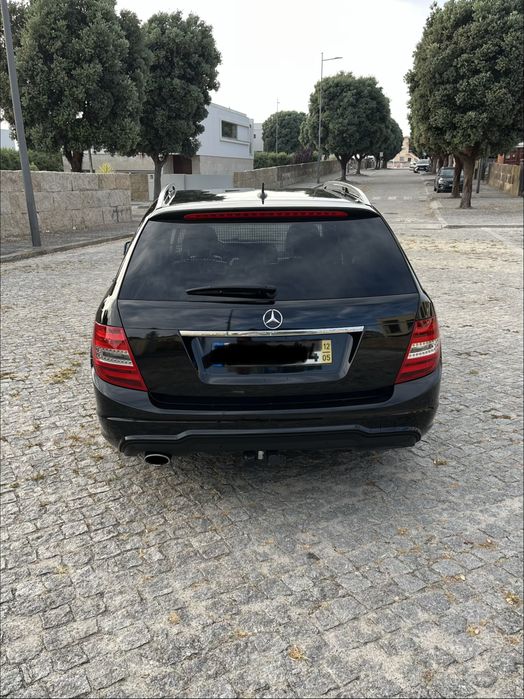 Mercedes bens c 220 cdi  amg