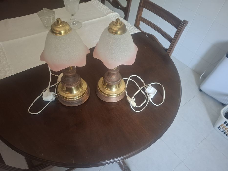 Candeeiro mesa cabeceira