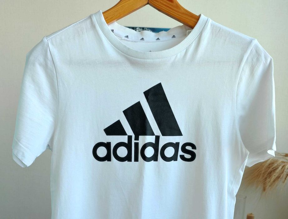 Оригінальна футболка Adidas